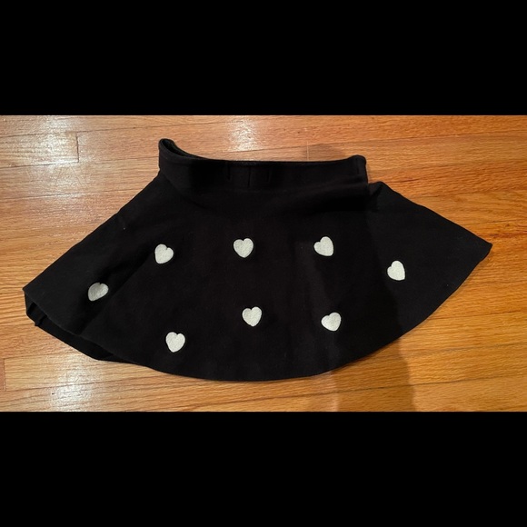 H&M Black Skirt with hearts - Girl’s - Picture 2 of 3